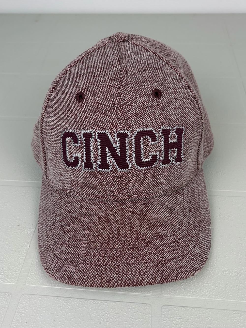 Cinch Maroon hat like new